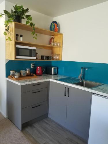 ห้องครัว, The End Lounge B&B in โอโตโรฮางก้า