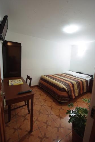 Economy Single Room image 1