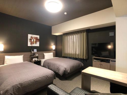 Twin Room - Non-Smoking
