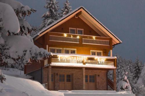  Holiday Home Kuća za odmor LEA - Ravna Gora in 51314 Ravna Gora