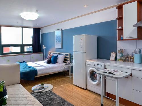 Hiii Homtel Near Ewha Womans University Station Seoul South