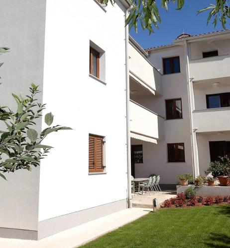 Apartment Complex Beakovic with Sea view Poreč