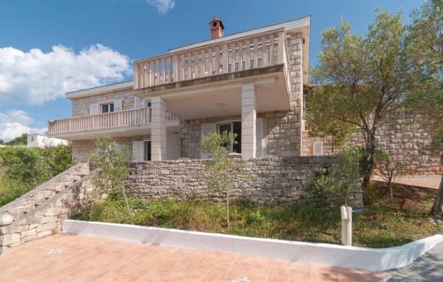  Beach Apartment Viktor 1 in 21410 Postira