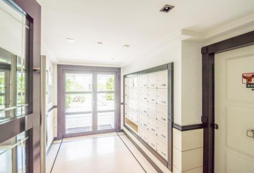 Sunlight Properties - Kahlua - Cannes - Sea front - image 3