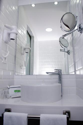 Hotel Ereza Mar - image 10