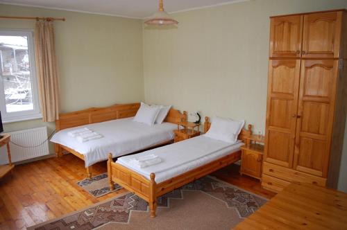Borova House - image 7