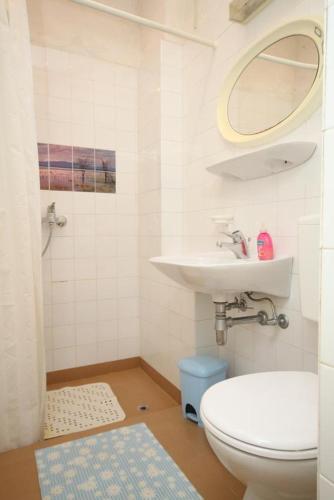 Apartments by the sea Podgora, Makarska - 6805