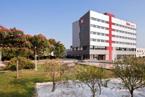 ibis Barcelona Ripollet, Cataluna