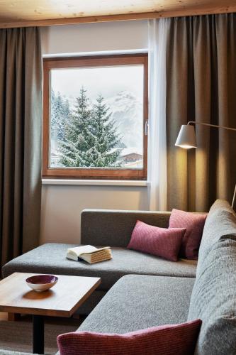 Two-Bedroom Apartment with Terrace