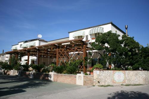Hotel Mandetta - image 7