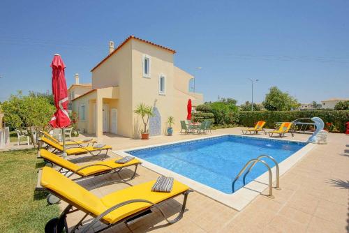  Villa Girassol, Ferienwohnung in Terras Novas