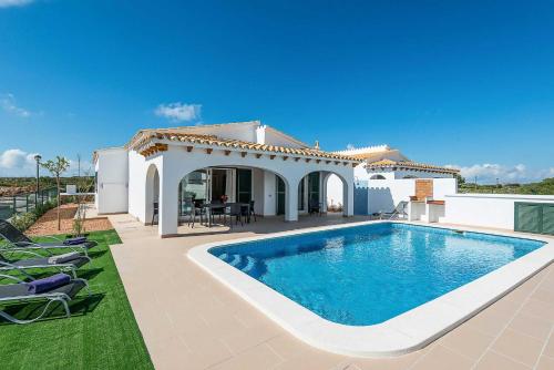 Villa Alana, Es Mercadal
