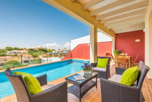  Villa Oratge in Cala Llonga