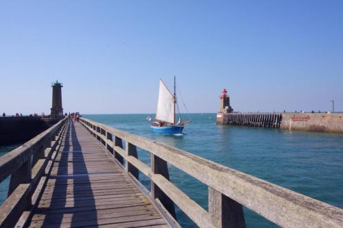 " Le Léana Cardi " Fécamp Bord de mer