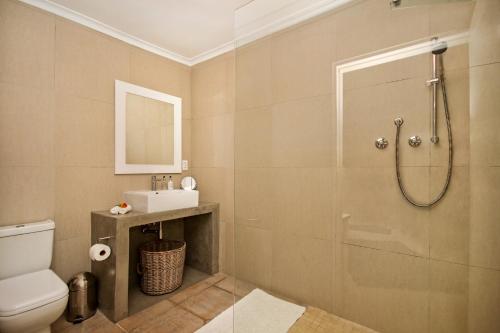 Beluga of Constantia Guest House - image 7