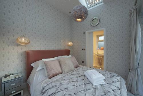 Little Lansdowne, Worthing, West Sussex