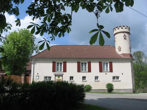 B&B Zeulenroda - Pension Kastanienhof - Bed and Breakfast Zeulenroda