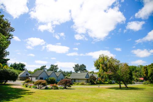 Bulls Motel & Holiday Park - Accommodation - Bulls