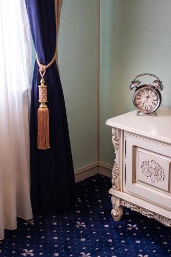 JMR Royal - image 12