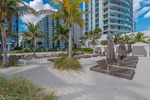 Private Ocean Condos at Hyde Beach Resort & Residences - 주변 환경
