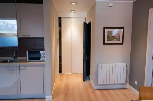  Apartamentos casino , en la la plaza mayor, Ferienwohnung in Llanes