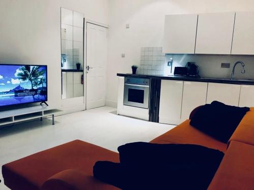 Bank House Apartment 1 Bedroom, , West Midlands