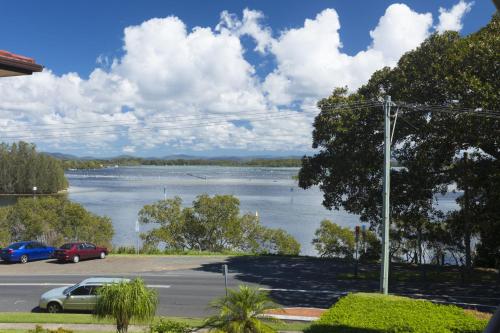 Camelot 6, Forster (foto 6)