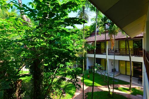 Paradise Beach Resort Samui Room Type - Grand Deluxe Double Room