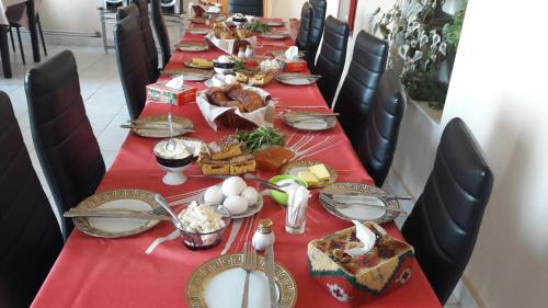 Restaurante, DINA in Sisian