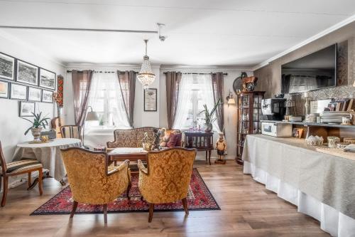 ห้องส่วนกลางสำหรับนั่งเล่น/ดูทีวี, Opsahl Gjestegaard in โบเดอ