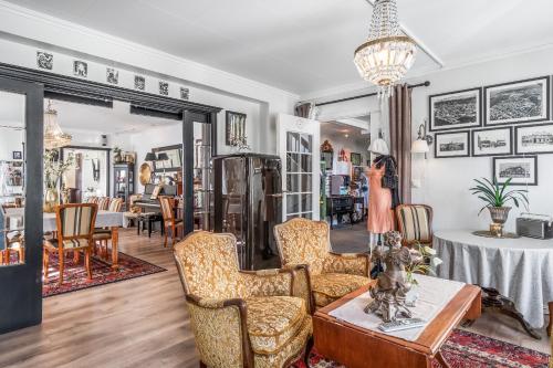 ห้องส่วนกลางสำหรับนั่งเล่น/ดูทีวี, Opsahl Gjestegaard in โบเดอ