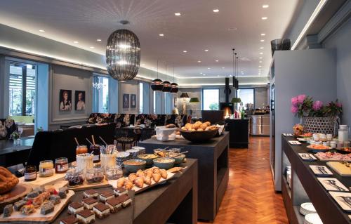 Seehotel Hubertushof – Velden, CA