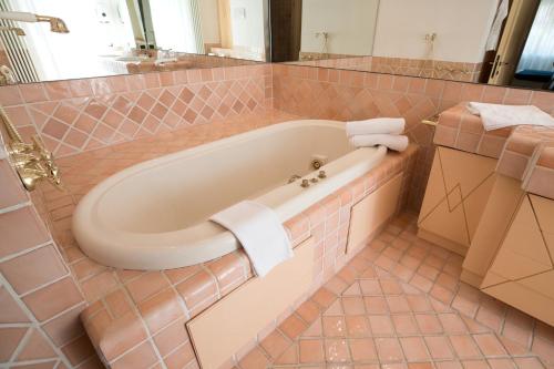 Shower, Hotel Brescia in Darfo Boario Terme