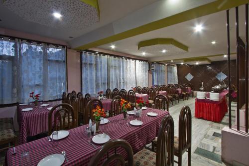 Hotel Sitara International