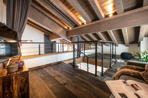 Guestroom, Yellowstone Lodge by Alpine Residences in La Tania