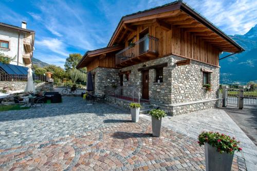 Hotelli välisilme, B&B Pousada Rio Aosta-servizi di Bed and breakfast in Saint-Christophe