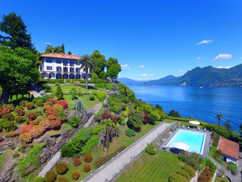 Villino San Remigio 9 BEDROOMS 18 PAX gîte à louer Vignone