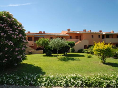  Locazione Turistica Residence Porto Coda Cavallo-3, Pension in Capo Coda Cavallo