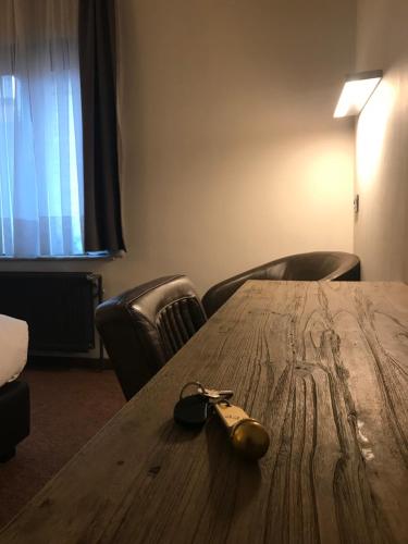 Deluxe Double Room with Bath room in Hotel Chantecler
