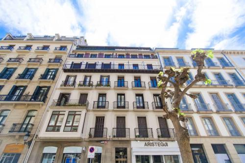  The Rentals Collection | Verona in San Sebastián