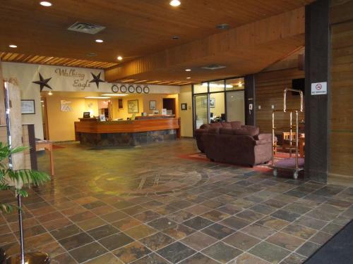 Walking Eagle Inn&Lodge - Accommodation - Rocky Mountain House