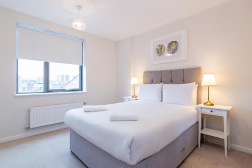 Glorious Suites, Canning Town, London