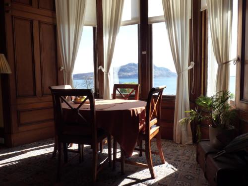 Seadmed, Kinneil Self Catering in Lamlash