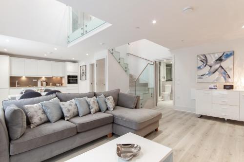 Citystay - Midsummer Mews - main image