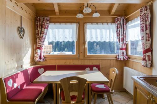Lovely House in the Dolomites - Apartment - Mazzin