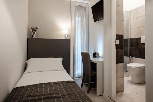 Single Room image 4
