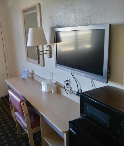 Americas Best Value Inn Amarillo Airport/Grand Street