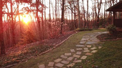 Barefoot Hills in Dahlonega, USA
