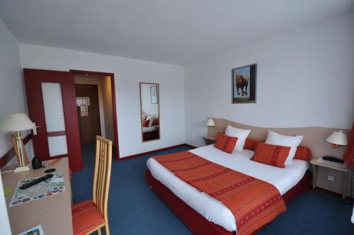 1 queen bed