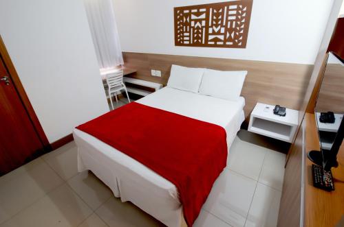 Flat California Set in a prime location of Belo Horizonte, Flat Califórnia puts everything the city has to offer just outside your doorstep. The hotel has everything you need for a comfortable stay. Take advantage o